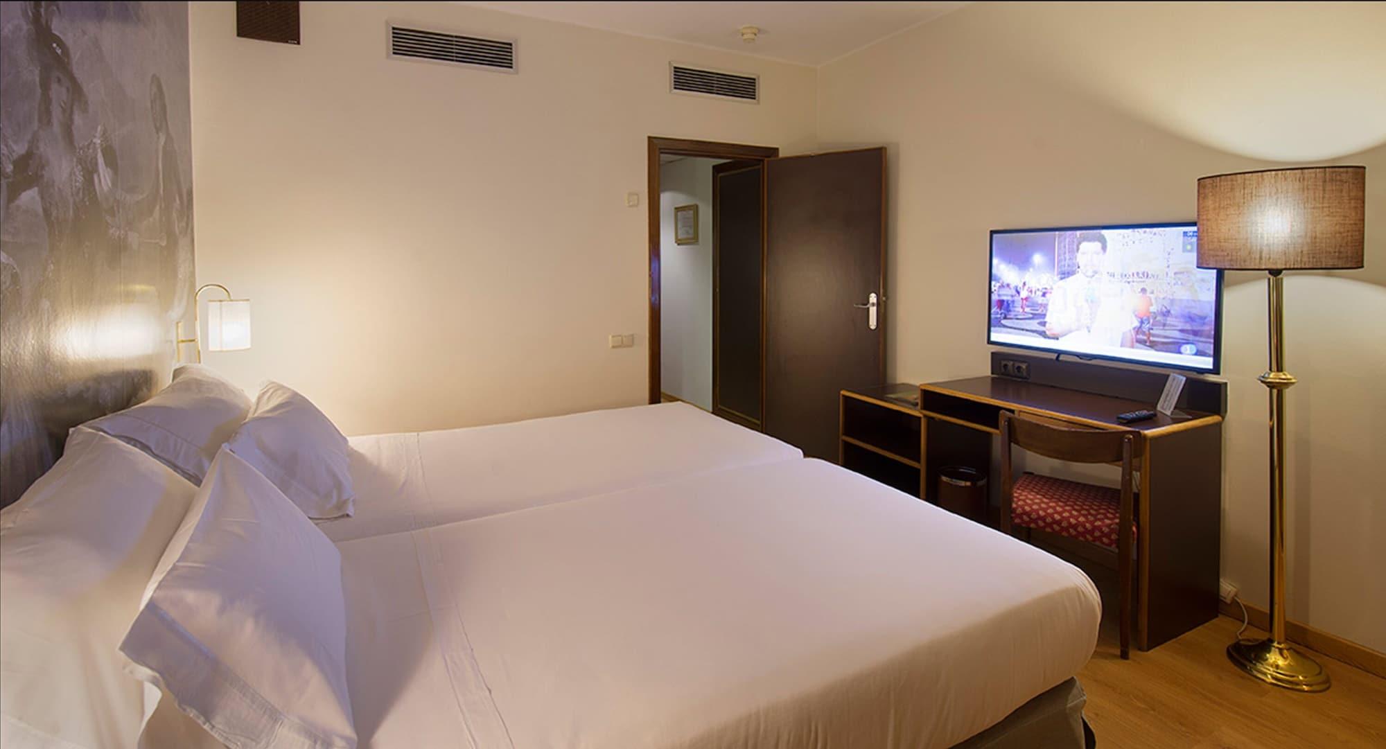 Hotel Goya Сарагоса Екстер'єр фото