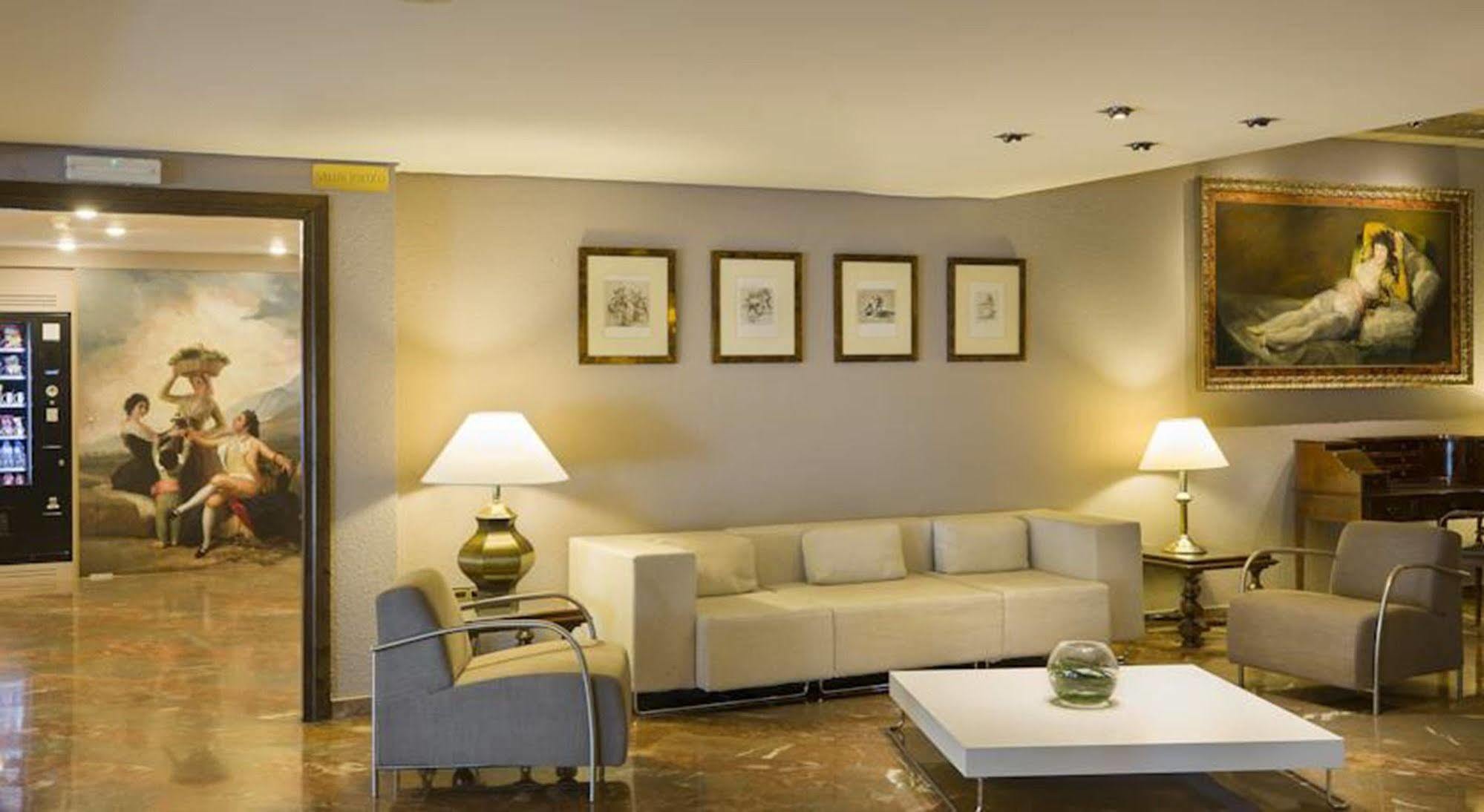 Hotel Goya Сарагоса Інтер'єр фото