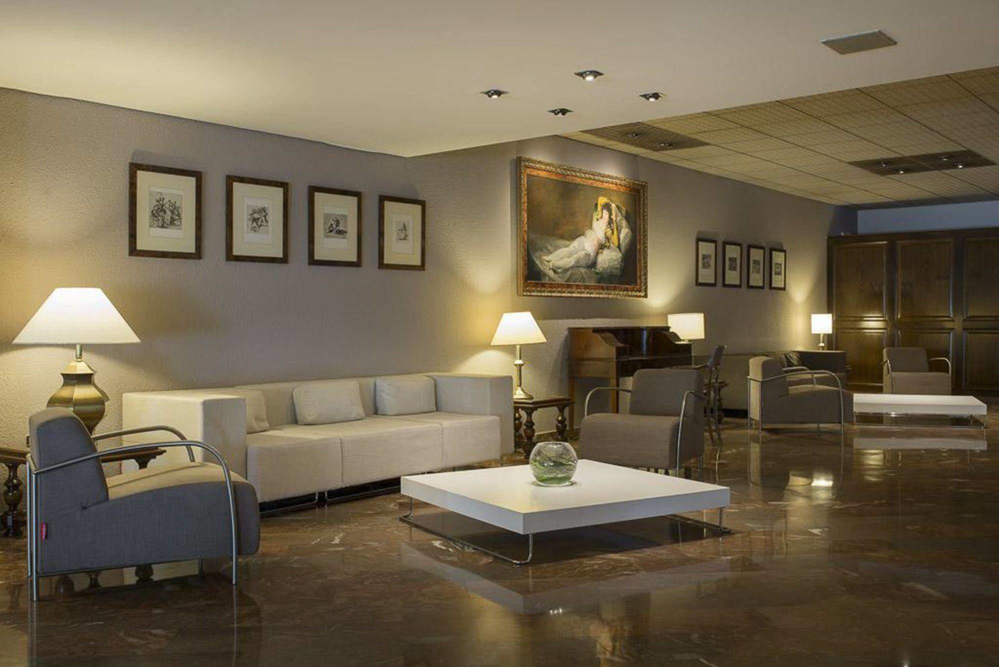 Hotel Goya Сарагоса Екстер'єр фото