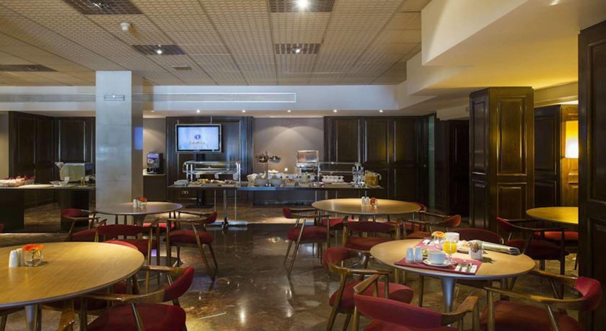 Hotel Goya Сарагоса Ресторан фото